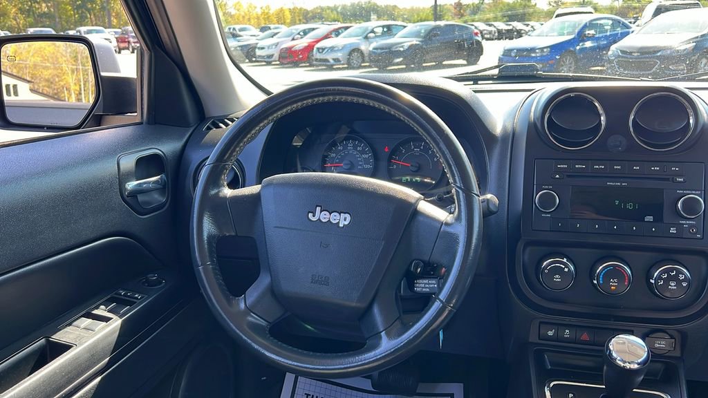 Used 2010 Jeep Patriot Sport image 15