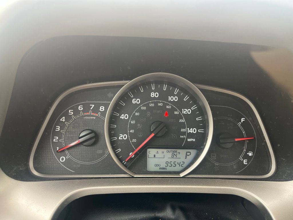 Used 2015 Toyota RAV4 LE FWD image 12