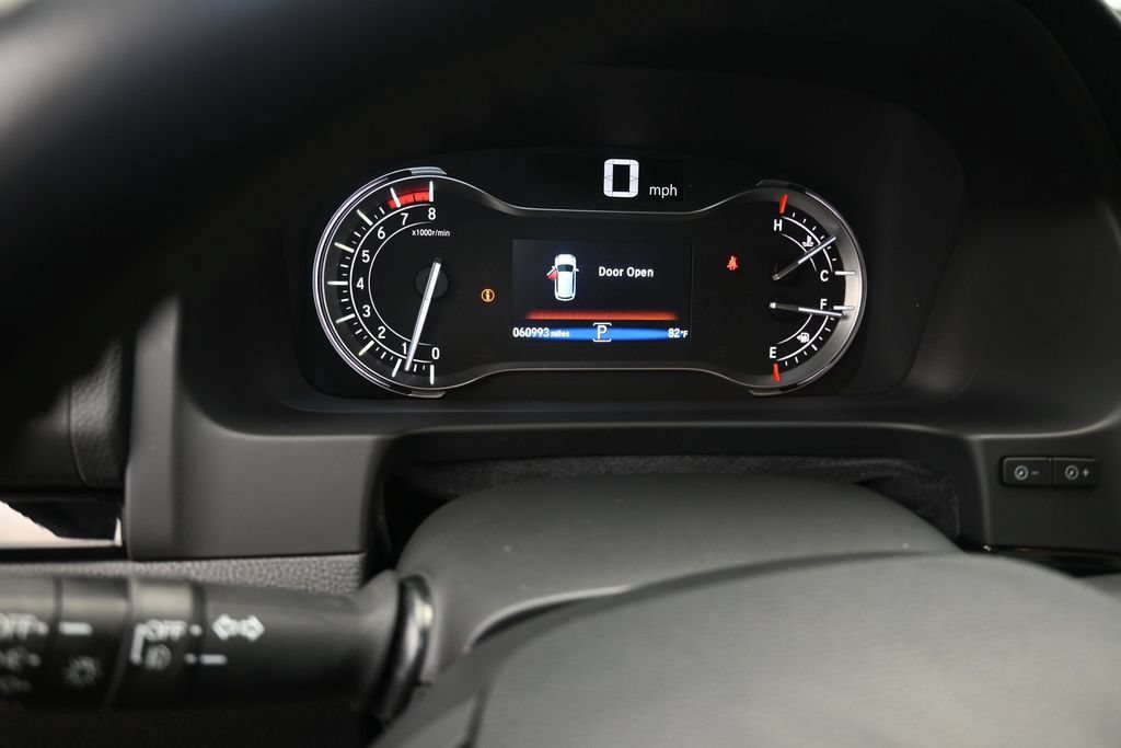 Used 2017 Honda Pilot Touring image 10