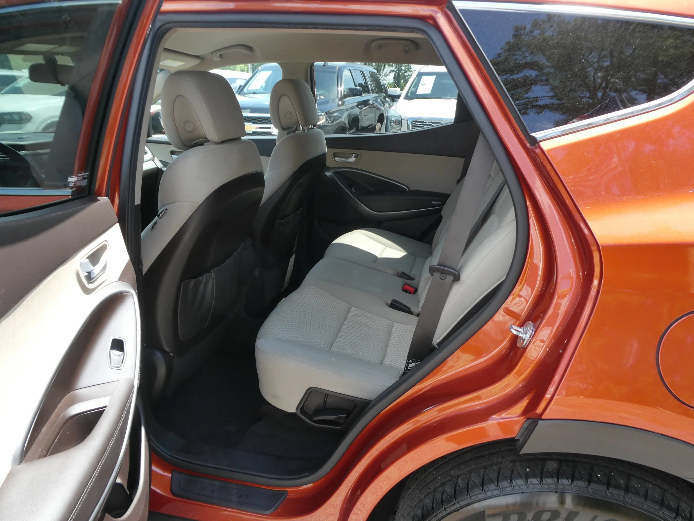 Used 2017 Hyundai Santa Fe Sport w/ Cargo Package AWD/4WD image 27
