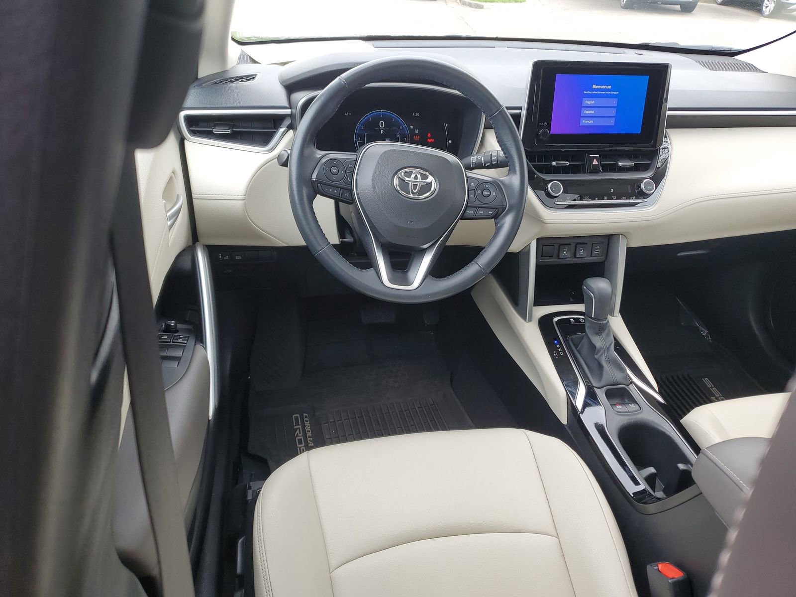 Certified 2023 Toyota Corolla Cross XLE w/ Convenience Package image 11