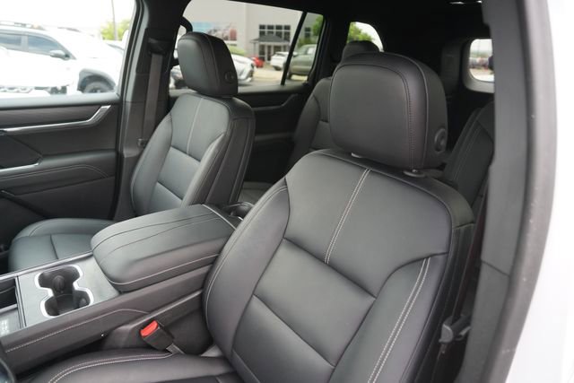 Used 2024 GMC Acadia Elevation w/ Super Cruise Package image 10