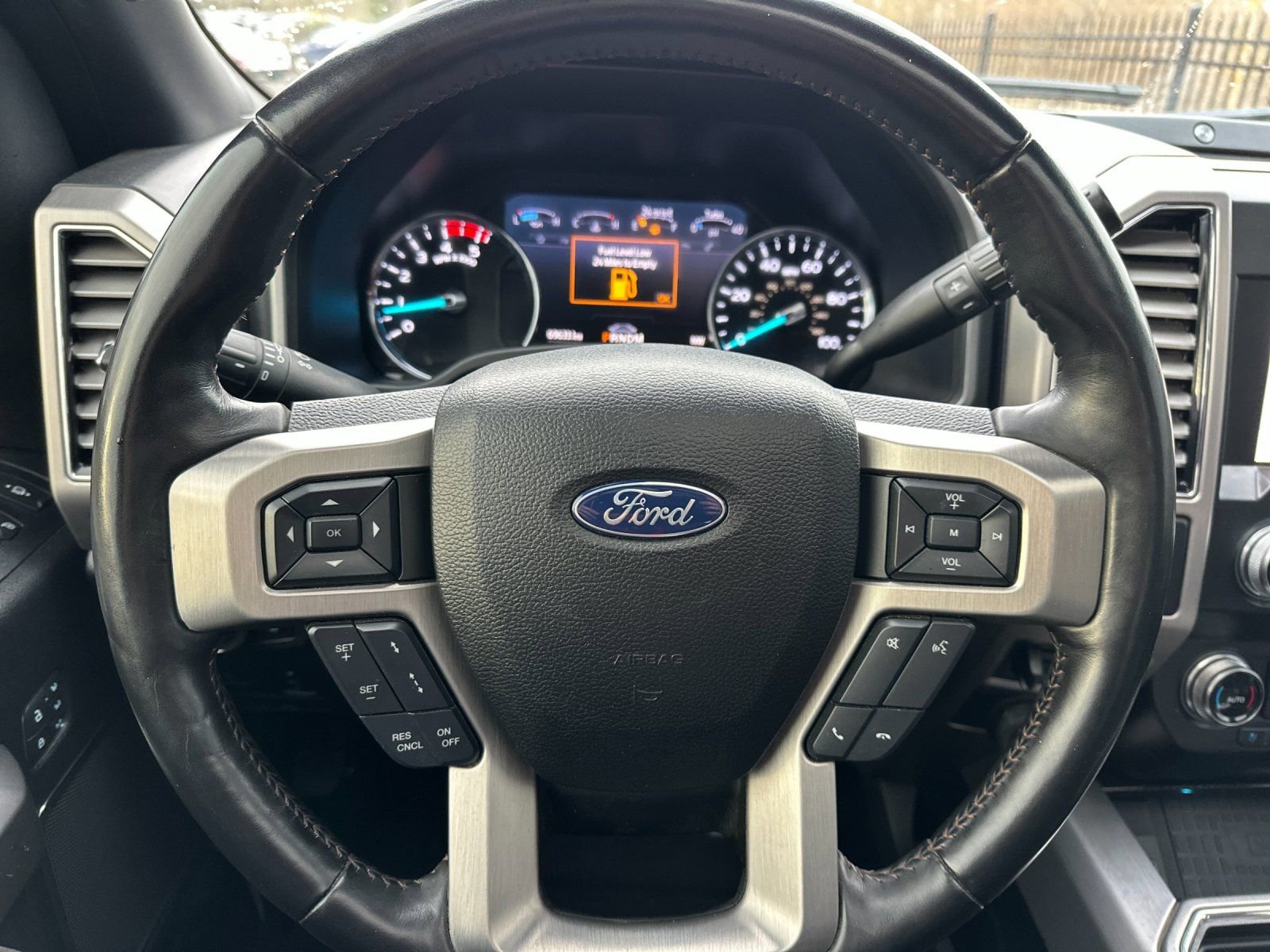 Used 2020 Ford F250 Platinum w/ Tremor Off-Road Package image 22