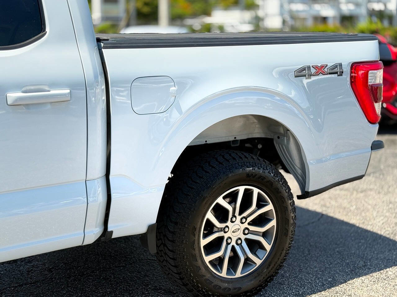 Used 2022 Ford F150 Lariat w/ Equipment Group 501A Mid AWD/4WD image 6