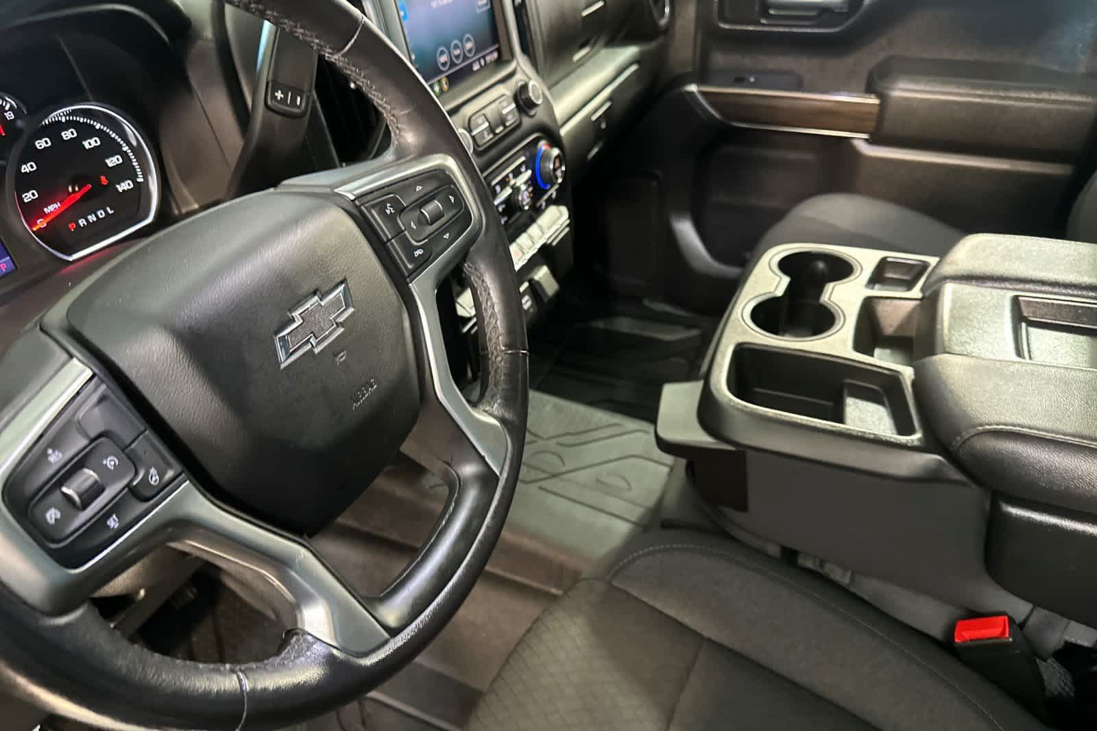 Used 2021 Chevrolet Silverado 1500 RST w/ Bed Protection Package AWD/4WD image 11