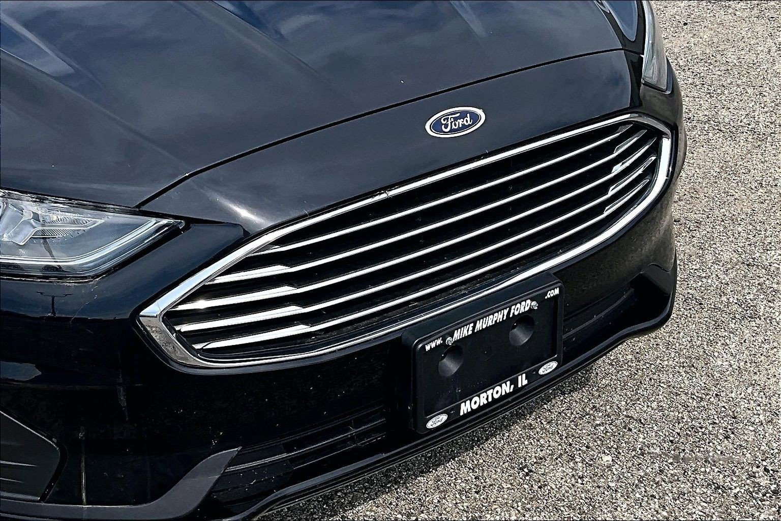 Used 2019 Ford Fusion SE image 3