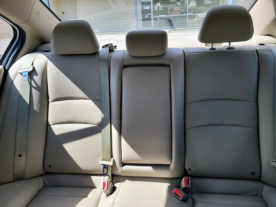 Used 2017 Honda Accord EX-L image 29