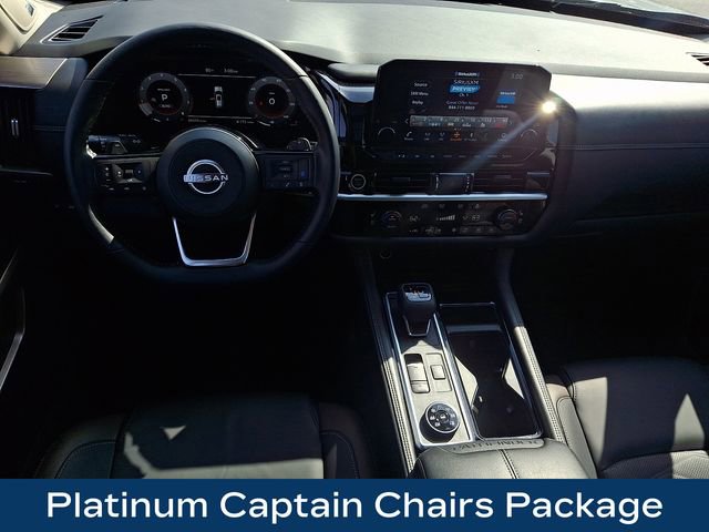 Used 2023 Nissan Pathfinder Platinum image 3