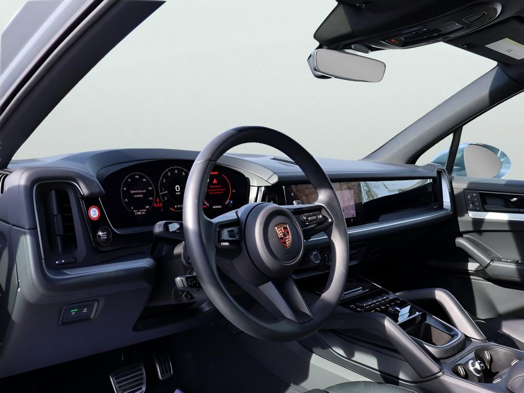 Certified 2026 Porsche Cayenne S AWD/4WD image 4