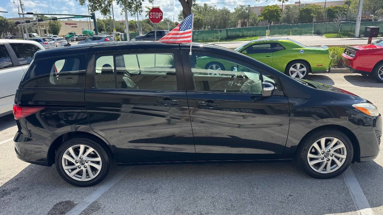 Used 2013 MAZDA MAZDA5 Sport image 6