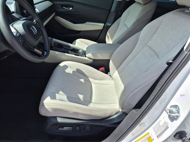 Used 2024 Honda Accord EX image 16