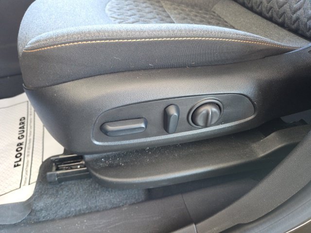 Used 2024 Chevrolet Equinox LT w/ LPO, Floor Liner Package AWD/4WD image 40