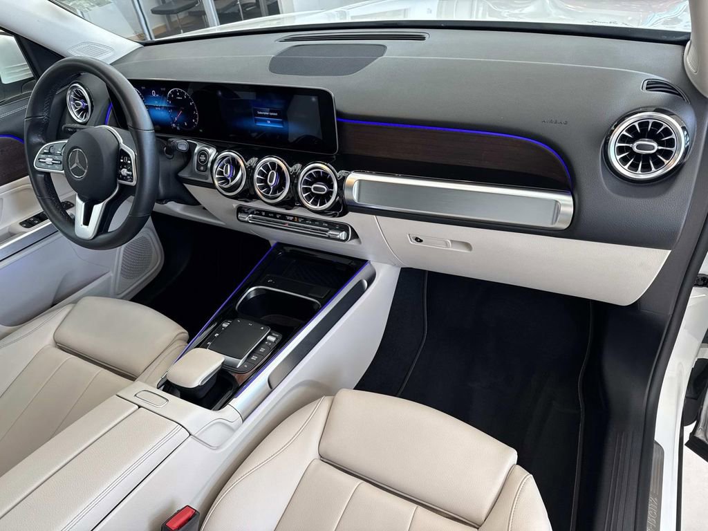 Used 2021 Mercedes-Benz GLB 250 image 13