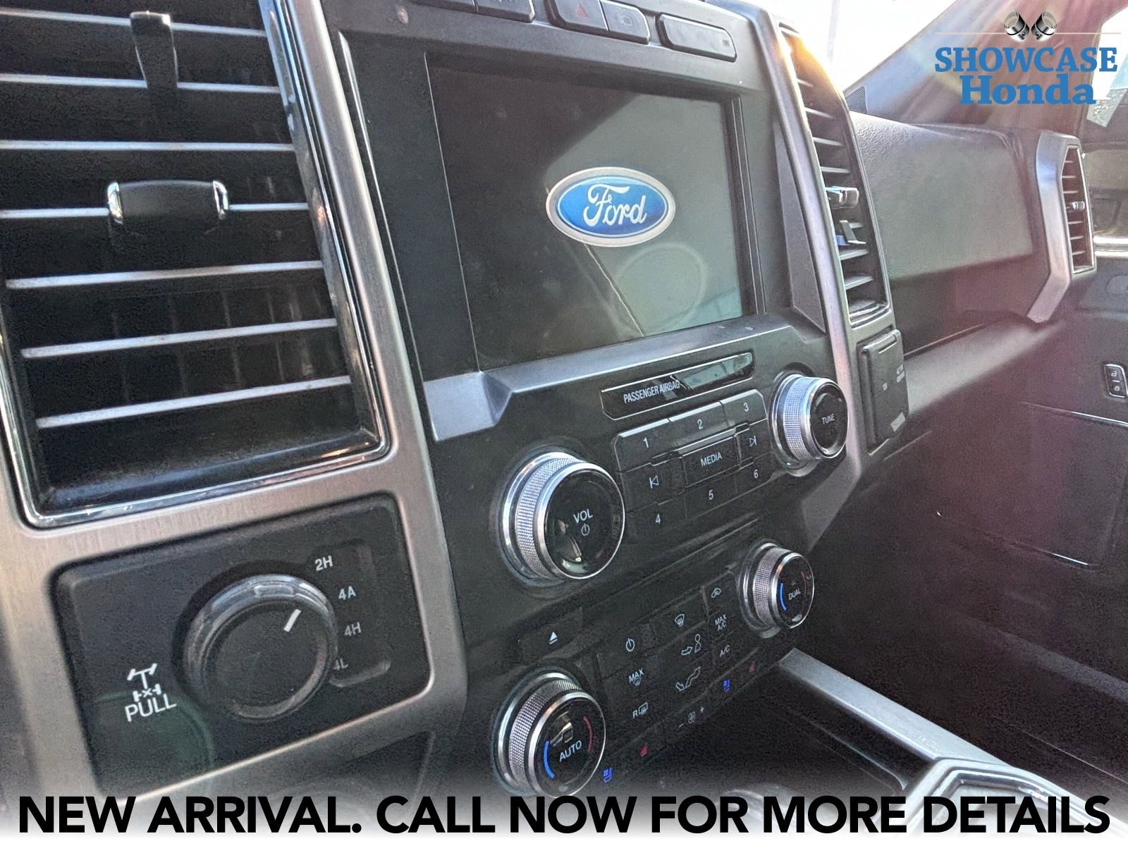 Used 2018 Ford F150 Platinum w/ Equipment Group 701A Luxury AWD/4WD image 10