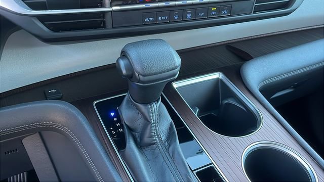 Certified 2022 Toyota Sienna LE image 15