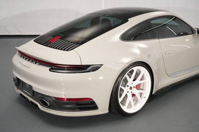 Used 2020 Porsche 911 Carrera 4S AWD/4WD image 23