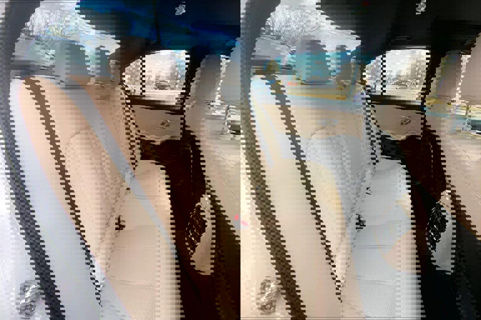 Certified 2023 BMW 330i xDrive Sedan w/ Premium Package image 19