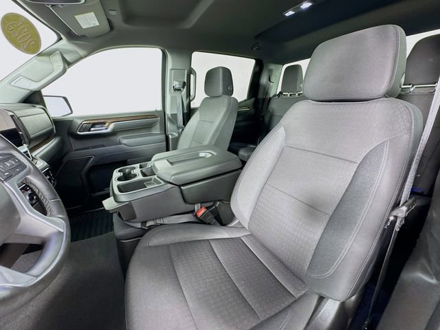 Used 2025 Chevrolet Silverado 1500 LT AWD/4WD image 11