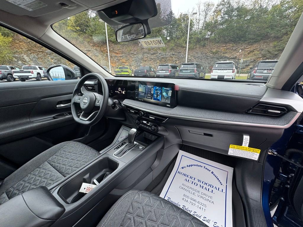 New 2026 Nissan Kicks SV w/ SV Premium Package FWD image 10