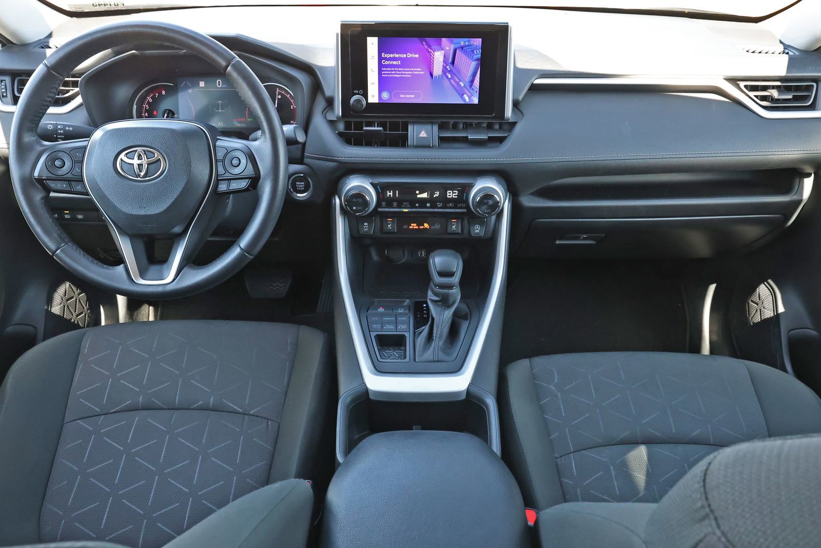 Used 2024 Toyota RAV4 XLE w/ Weather Package image 2