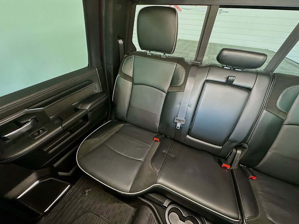 Used 2024 RAM 2500 Laramie w/ Sport Appearance Package image 12