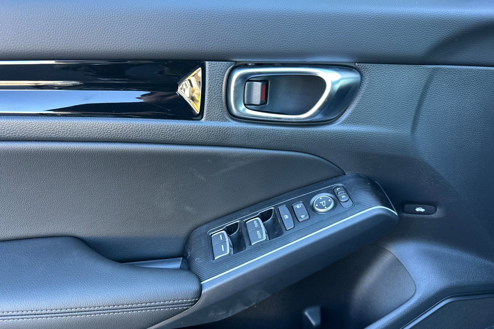 New 2026 Honda Civic Sport Touring image 7