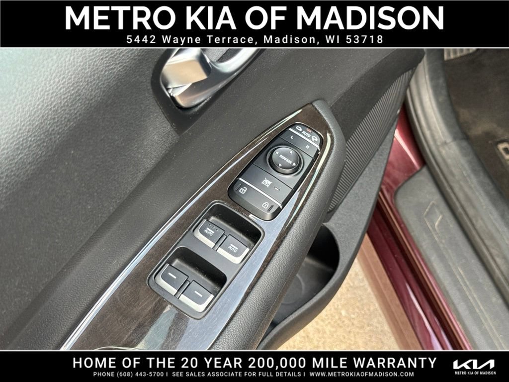 Used 2017 Kia Optima EX w/ Premium Package FWD image 12