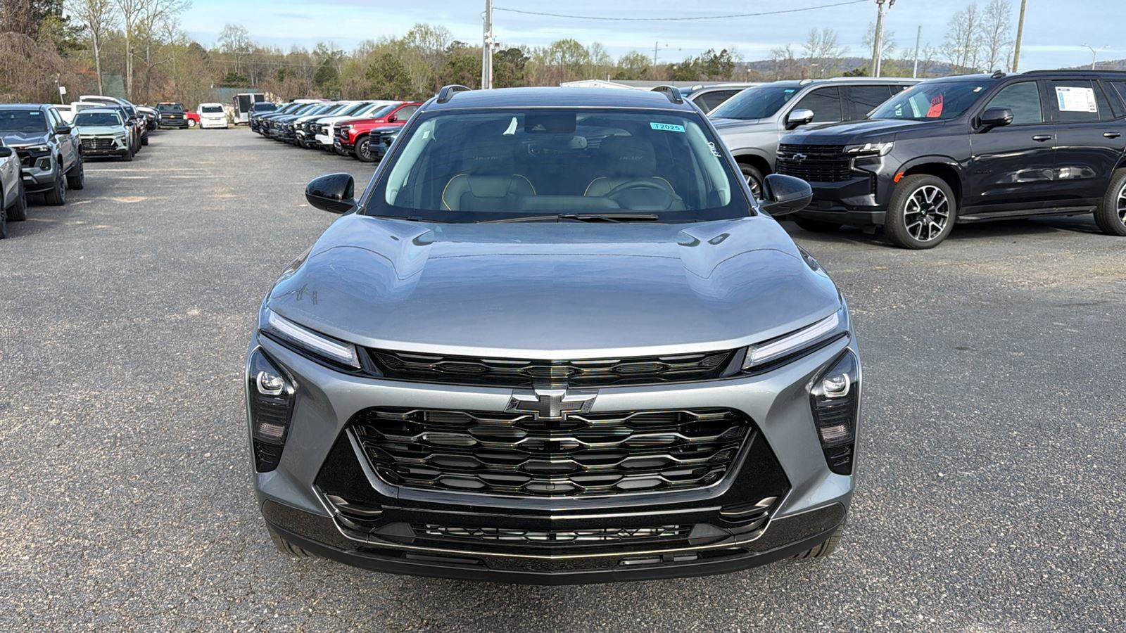 New 2026 Chevrolet Trax ACTIV image 2