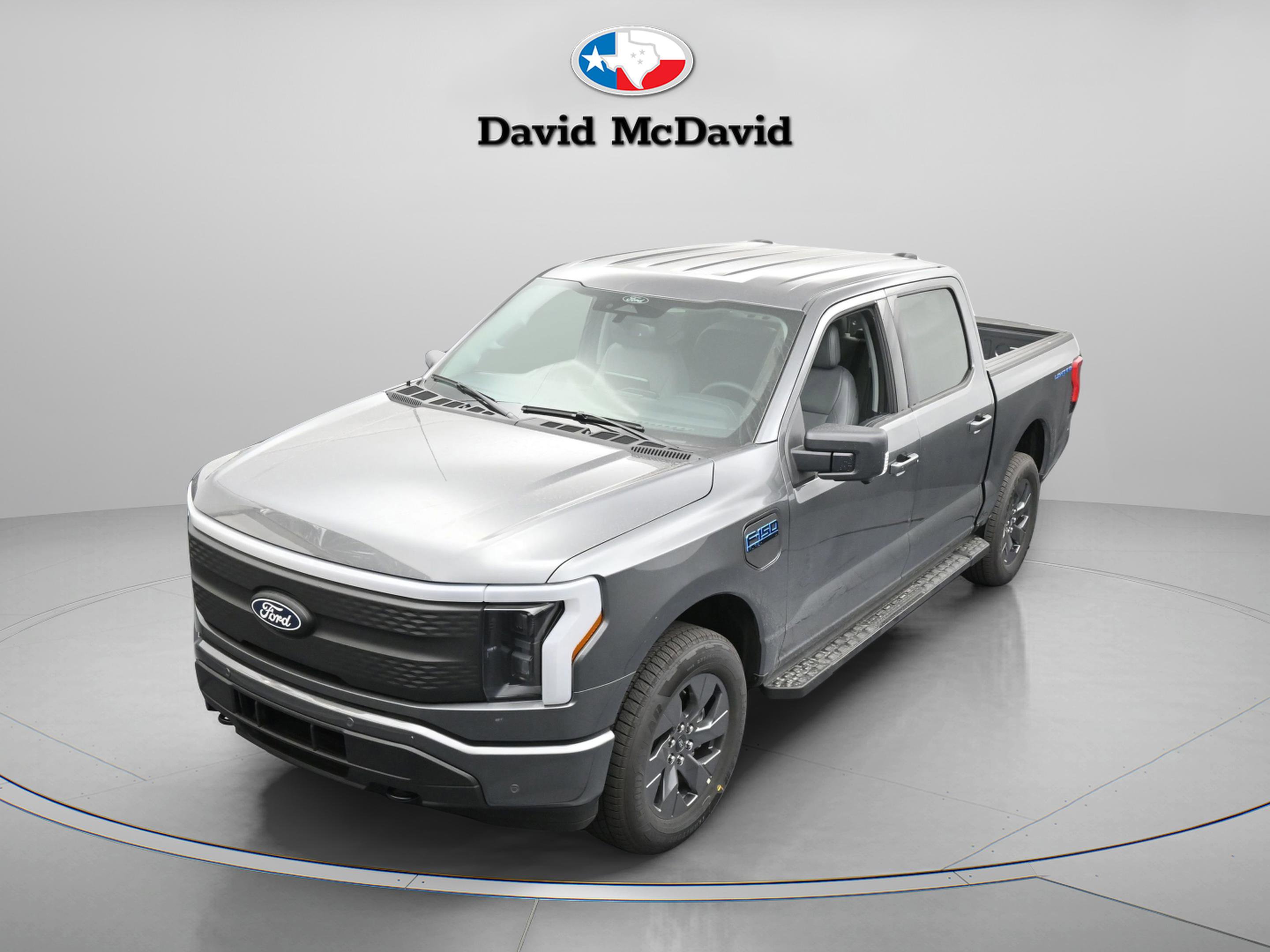 New 2025 Ford F150 Lightning Flash image 31