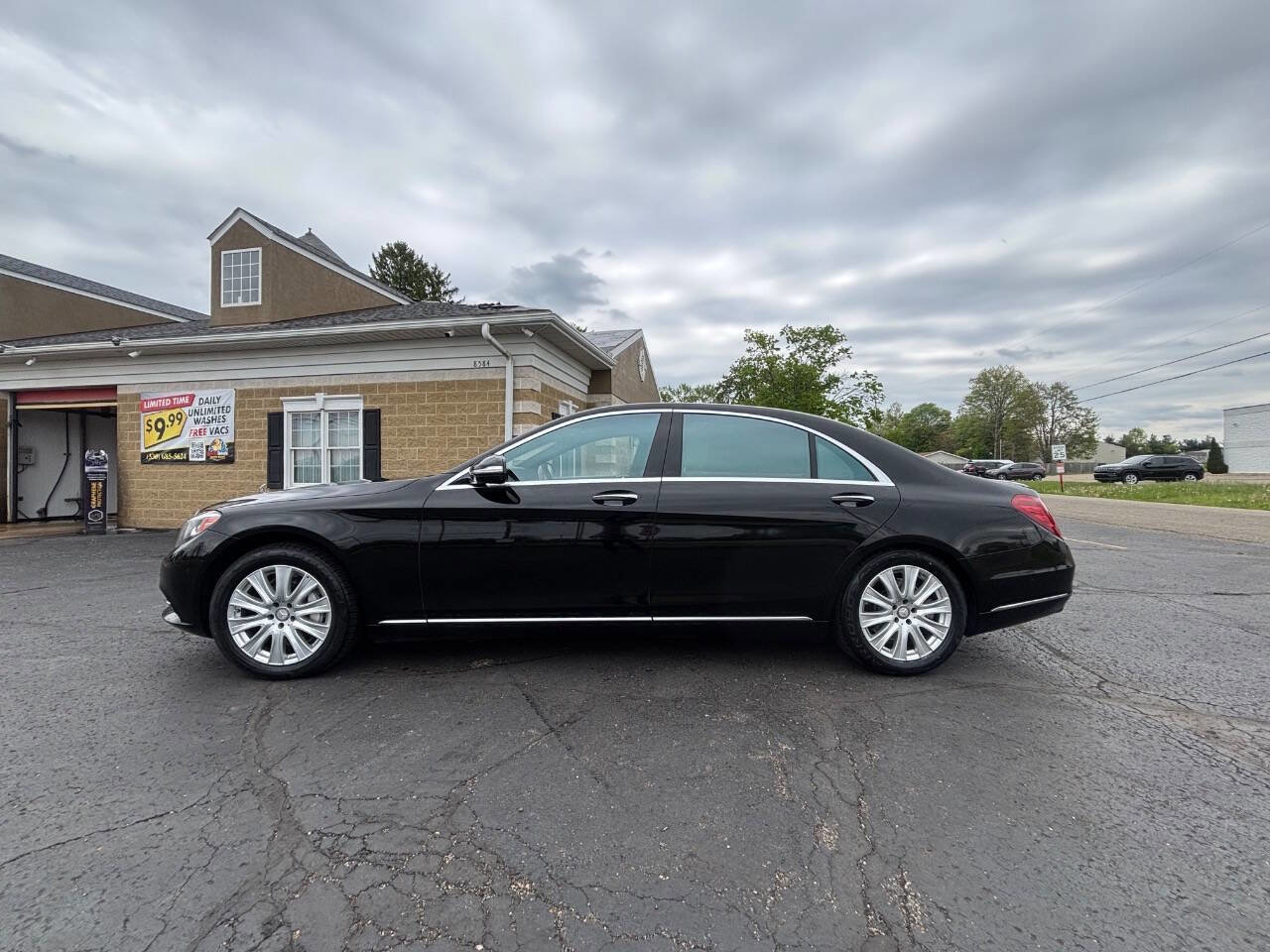 Used 2015 Mercedes-Benz S 550 4MATIC Sedan image 2