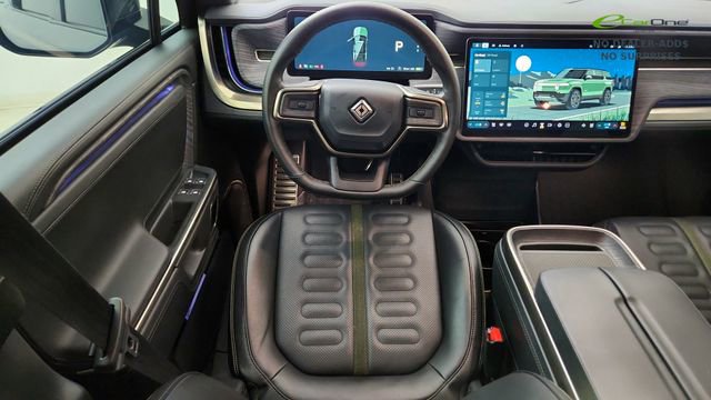 Used 2024 Rivian R1S Adventure AWD/4WD image 42