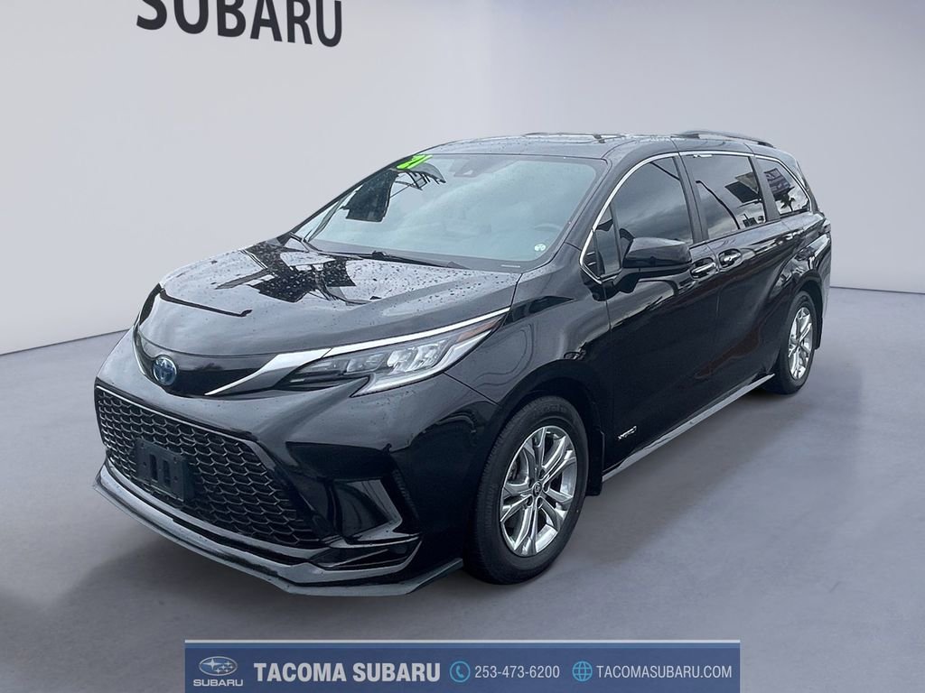 Used 2021 Toyota Sienna XSE image 1