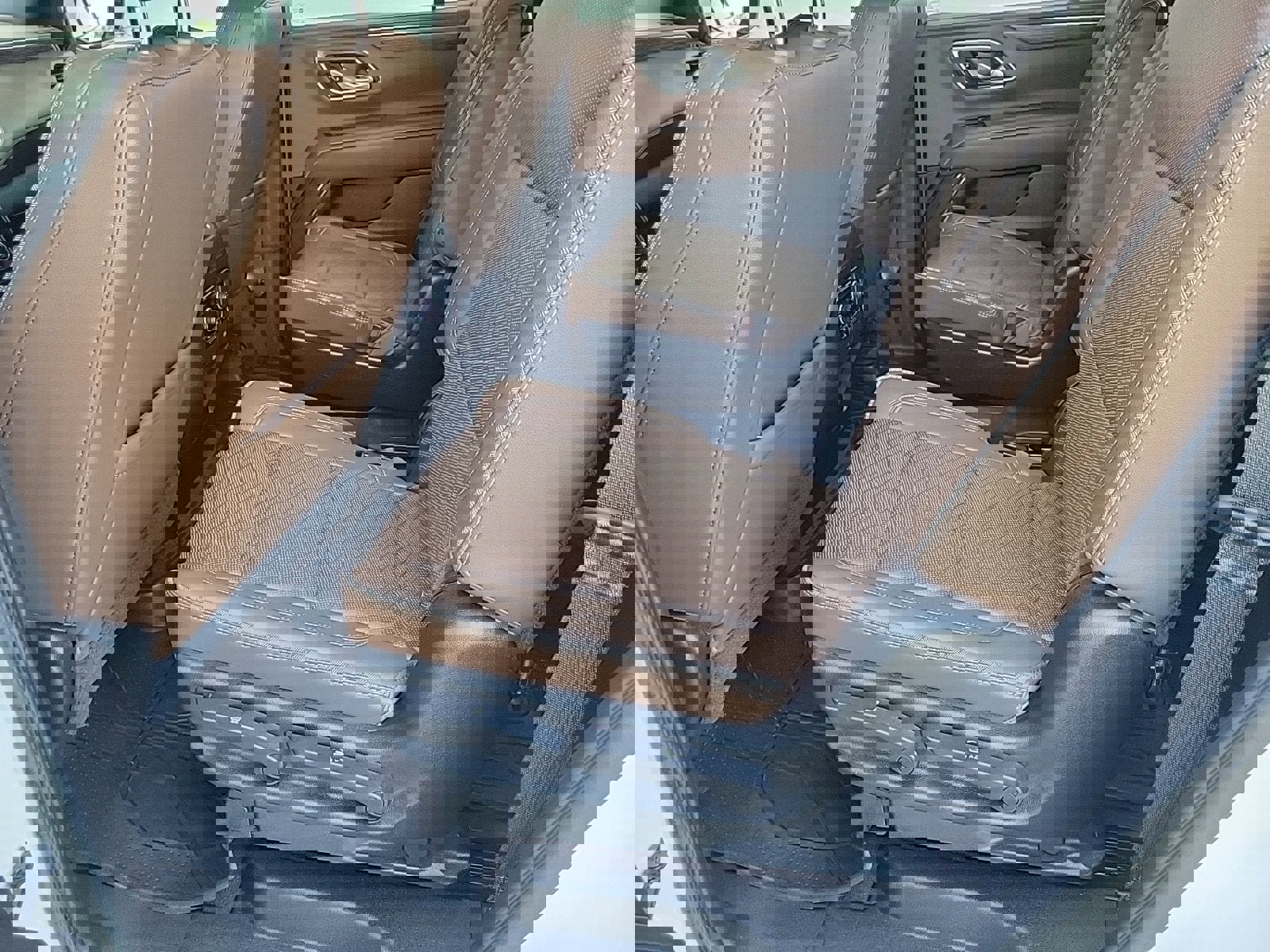 Used 2021 Chevrolet Tahoe High Country image 16