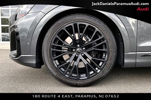 Used 2024 Audi SQ8 Prestige w/ Prestige Package AWD/4WD image 8