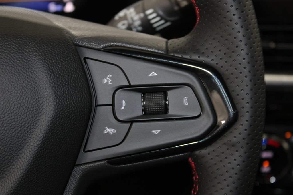 New 2026 Chevrolet Trax RS w/ Driver Confidence Package FWD image 33
