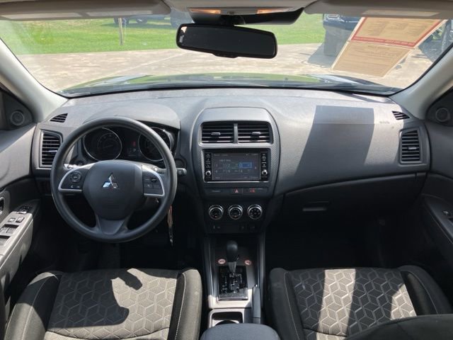 Used 2024 Mitsubishi Outlander Sport ES AWD/4WD image 15