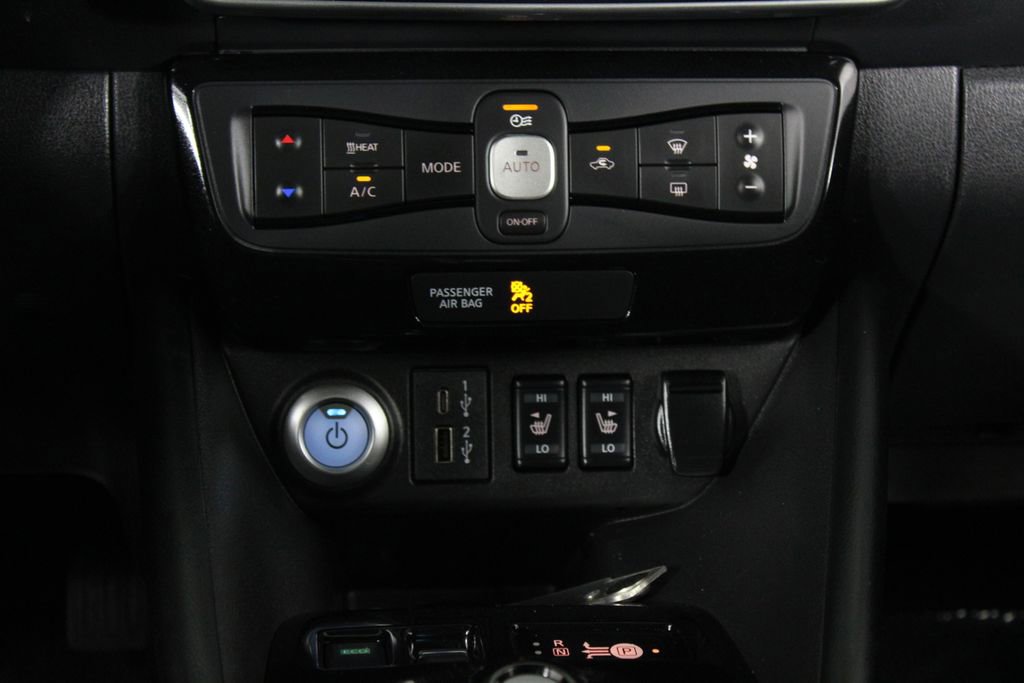 Certified 2023 Nissan Leaf SV Plus image 23