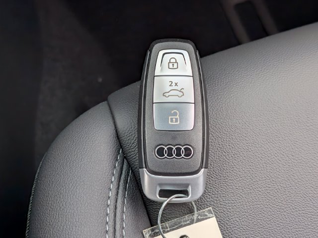 New 2026 Audi Q3 quattro 2.0T AWD/4WD image 31