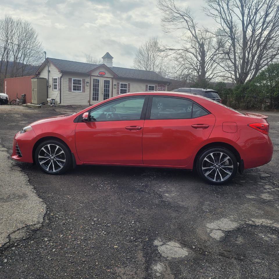 Used 2019 Toyota Corolla XSE image 5