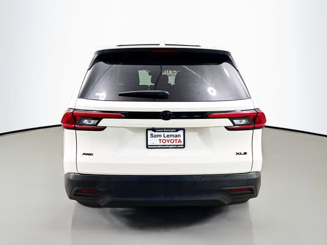 Used 2024 Toyota Grand Highlander AWD image 6