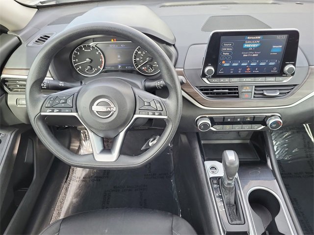 Used 2024 Nissan Altima 2.5 SV image 22