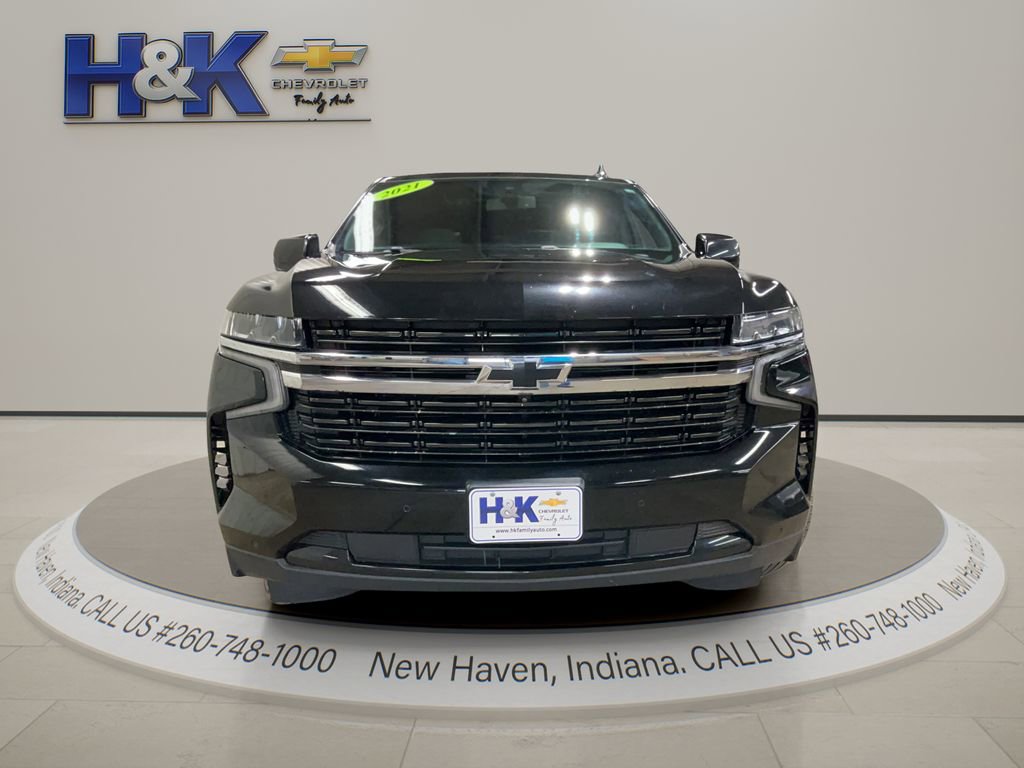 Used 2021 Chevrolet Suburban RST w/ Luxury Package image 2
