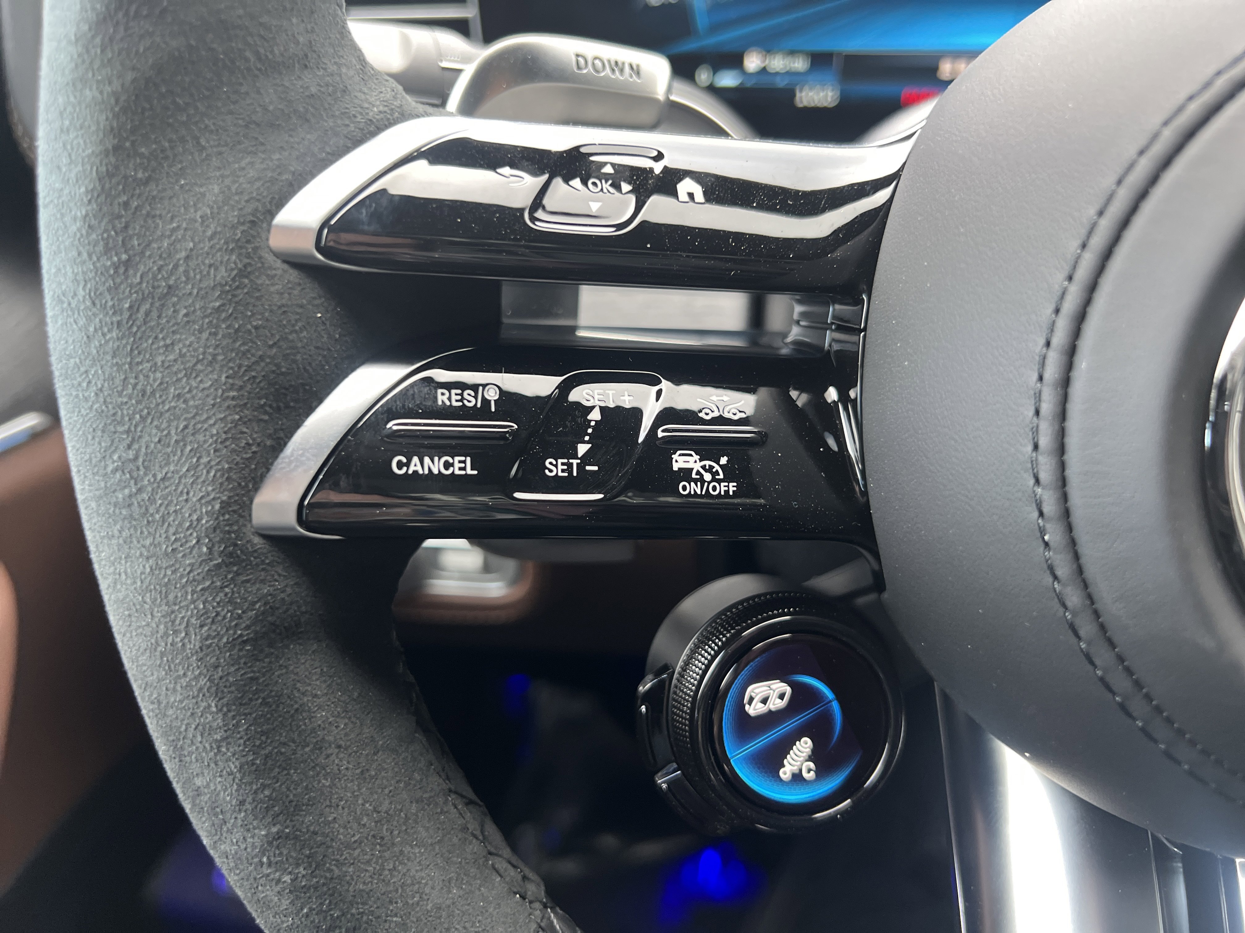 New 2026 Mercedes-Benz GLE 53 AMG 4MATIC Coupe image 16