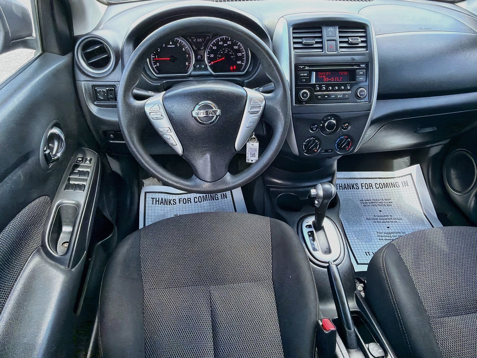 Used 2015 Nissan Versa SV FWD image 16