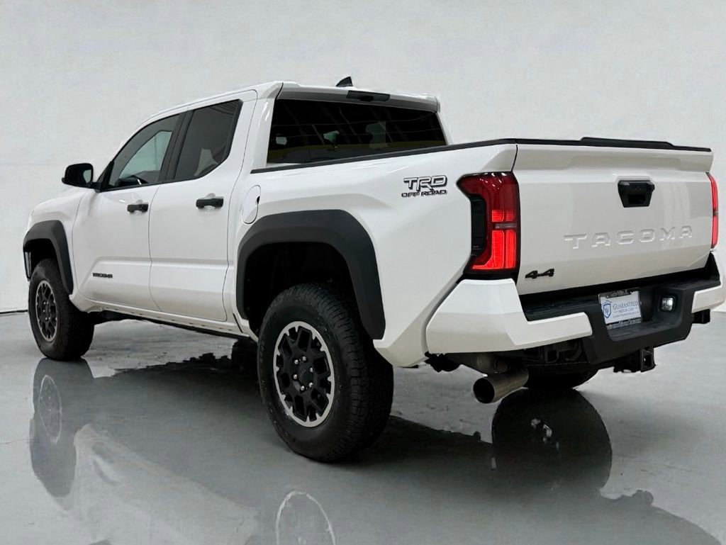 Used 2025 Toyota Tacoma TRD Off-Road image 14