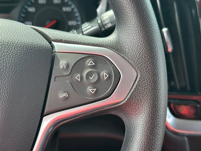 Used 2021 Chevrolet Traverse LS FWD image 33