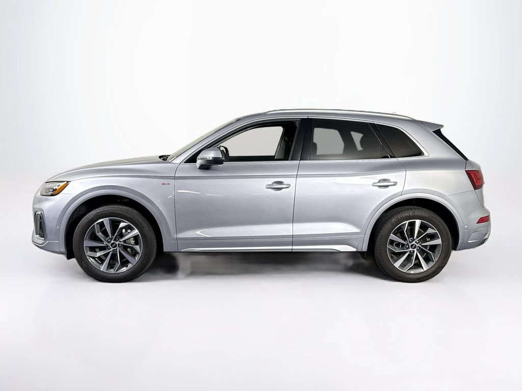 Used 2023 Audi Q5 2.0T Prestige w/ Prestige Package AWD/4WD image 2