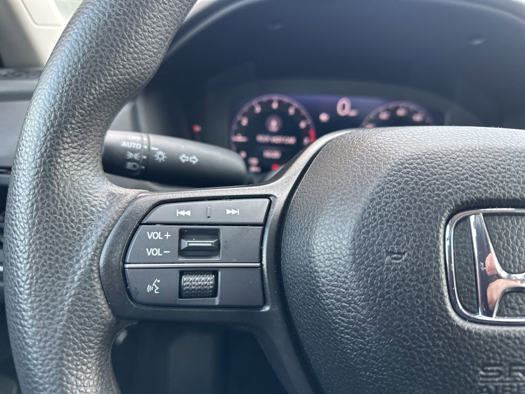 Certified 2025 Honda Accord LX image 30