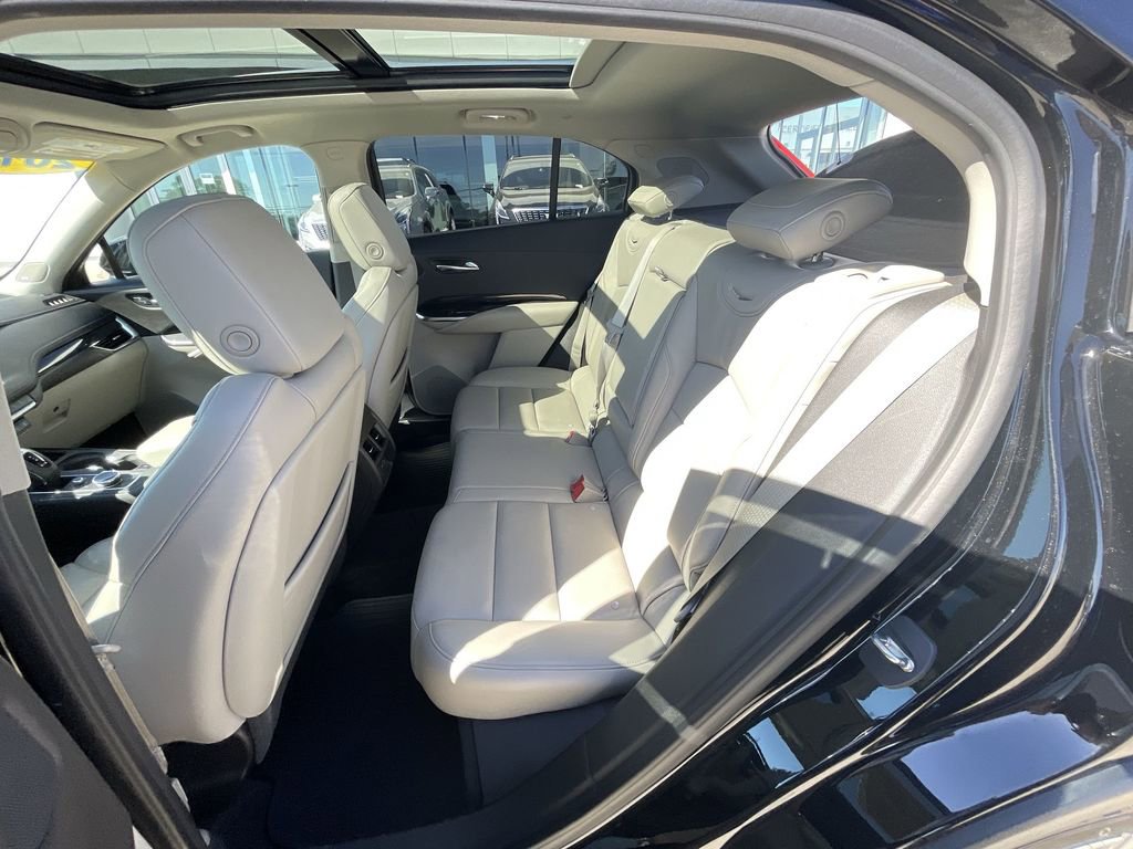 Used 2019 Cadillac XT4 Premium Luxury AWD/4WD image 25