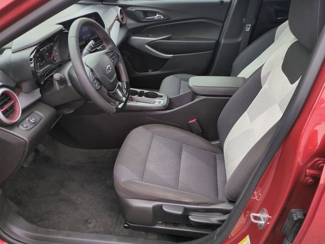 Used 2024 Chevrolet Trax RS w/ Driver Confidence Package image 14